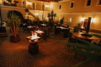 Restaurace v ubytování Hotel Leo