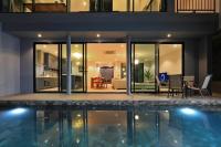 Bazén v ubytování 3bdr Granary Pool Villa Bangtao Beach by CapitalPro nebo v jeho okolí