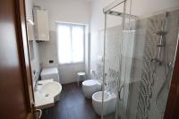 A bathroom at Appartamenti Colombo