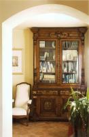 Biblioteka in country house