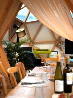 Posezení v ubytování O'Chambon