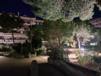 A garden outside Appartamento - terrazzo vivibile vista mare, wi-fi gratuito