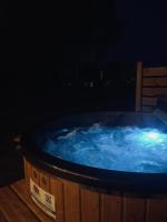 Plán poschodí v ubytovaní Sworna łąka z zewnętrznym SPA- sauna, jacuzzi, balia