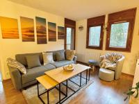 Posedenie v ubytovaní Appartement confortable Flumet - Piscine, Parking, 2 ch, 6 pers - FR-1-603-69