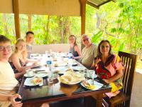 Hosté ubytování Gangadiya Lodge