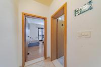 Postel nebo postele na pokoji v ubytování Apartments by the sea Ubli, Lastovo - 8344