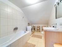 Kúpeľňa v ubytovaní Apartment Królowej Jadwigi by Interhome