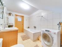 Kúpeľňa v ubytovaní Apartment Królowej Jadwigi by Interhome