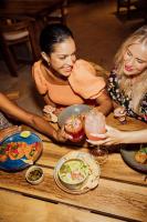 Φαγητό σε αυτό το ξενοδοχείο ή κάπου εκεί κοντά