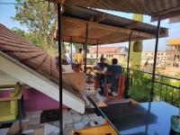 Hosté ubytování Grassroots Cafe & Deli