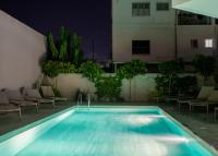 Bazén v ubytování Olive Shared Pool Apartments nebo v jeho okolí