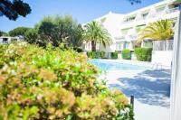 Basen w obiekcie Port Vincent - Appartement deux pièces avec piscine au Ponant MAE-1094 lub w pobliżu