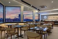 Ресторан / где поесть в Riverbank Hotel