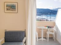 Nespecifikovaný výhled na hory nebo výhled na hory při pohledu z hotelu