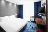 Een TV en/of entertainmentcenter bij Holiday Inn Express The Hague - Parliament by IHG
