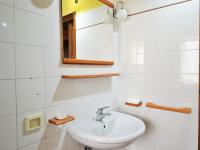 A bathroom at Rustic Holiday Home in Città di Castello with Swimming Pool