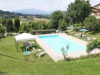 The swimming pool at or close to Rustic Holiday Home in Città di Castello with Swimming Pool
