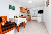 Kuchyňa alebo kuchynka v ubytovaní Apartments Marija