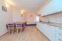Kuchyňa alebo kuchynka v ubytovaní Apartments Mlado