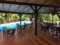 Bazén v ubytování Between us : Chambres d’hôtes à Saint joseph nebo v jeho okolí