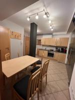 A kitchen or kitchenette at Apart Albore