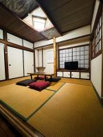 ファミリー仲良しグループ向け一棟貸切の宿ともだちハウスの見取り図または間取り図