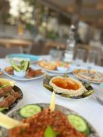 Еда / где поесть недалеко от отеля