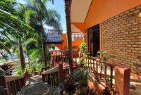 Lilla House Karon Beachにあるバルコニーまたはテラス