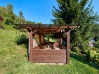 Zahrada ubytování Studio Chlívce u Hronova-1 by Interhome