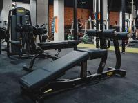 Posilňovňa alebo fitness centrum v ubytovaní Mercure Krakow Fabryczna City