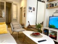 A television and/or entertainment centre at Apartmán Vincent