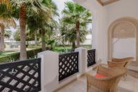 Sharq Village & Spa, a Ritz-Carlton Hotelにあるシーティングエリア