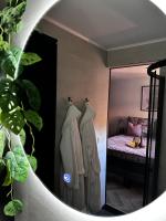 Postel nebo postele na pokoji v ubytování Luxe Vakantiehuis met privé Wellness