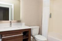 Ein Badezimmer in der Unterkunft Residence Inn by Marriott Las Vegas Airport