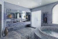 Sharq Village & Spa, a Ritz-Carlton Hotelにあるバスルーム