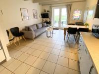 TV a/nebo společenská místnost v ubytování Holiday home Hadsund XXIII