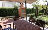 Vonkajšia záhrada v ubytovaní Apartment Maria
