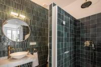 Kúpeľňa v ubytovaní Arabica Suites - Lujosa Vivienda con Suites Chimeneas en Granada - Centro