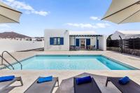 Bazén v ubytování Lanzarote Villa Volcan 7 nebo v jeho okolí