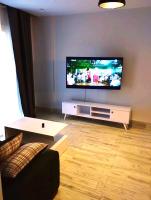 TV a/nebo společenská místnost v ubytování مدينتي madinaty