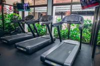Sea Cliff Hotelにあるフィットネスセンターまたはフィットネス設備