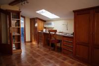 A kitchen or kitchenette at Casa La Sinagoga de Trujillo
