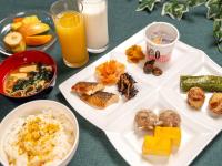 ホテルの敷地内または近くでの食事または食べ物