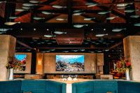 vue d'une scène avec un grand écran dans l'établissement Tokyu Vacatios Miyakojima, à Île Miyako