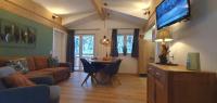 Telewizja i/lub zestaw kina domowego w obiekcie Alpen Appartements Viehhofen - incl Sommercard Zell am See Viehhofen