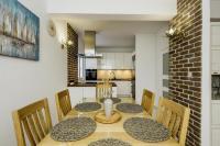 Kuchyň nebo kuchyňský kout v ubytování House Rafaeli