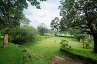 Mansao Curtorim - A CGH Earth SAHA Experienceにある庭