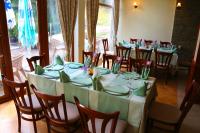Restaurace v ubytování Хотел Кипарис, Враца