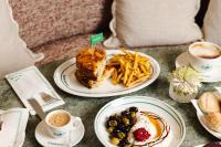 Mad på hotellet eller i nærheden