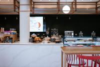 Jídlo v hotelu nebo okolí